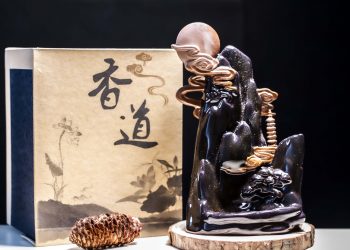 thác khói Trầm hương