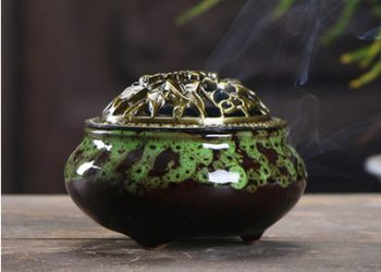 Xông Trầm Hương