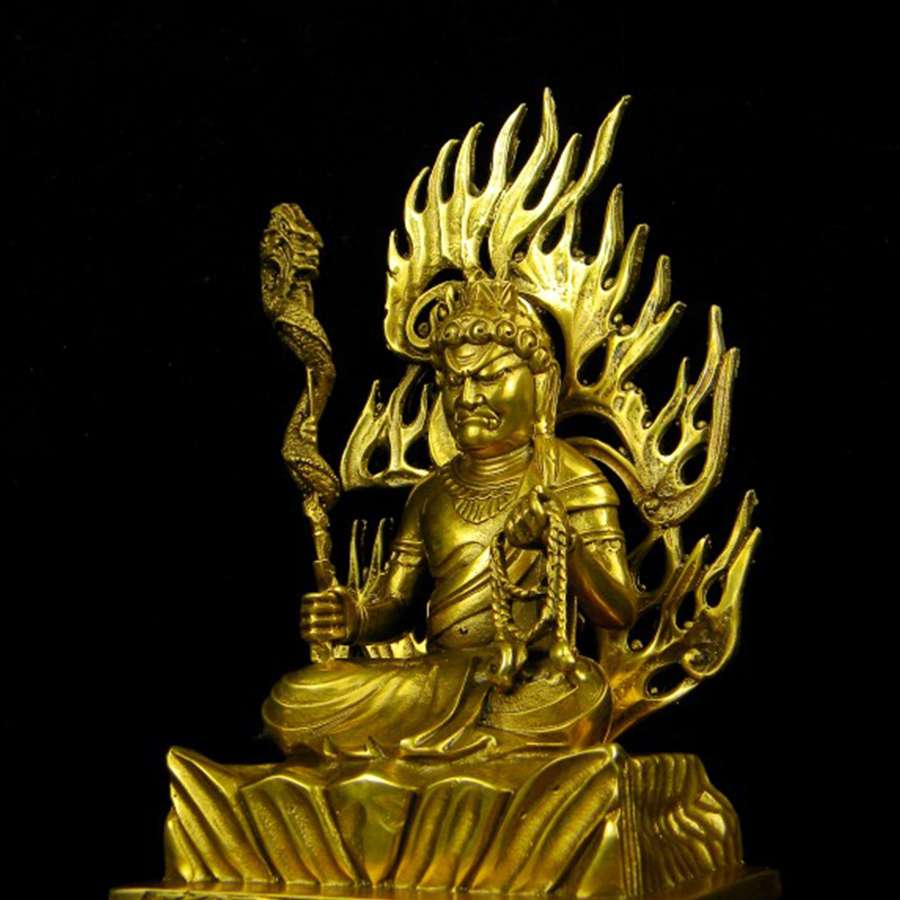 Người sinh năm Quý Dậu có Phật bản mệnh là Địa Tạng Vương Bồ tát, tượng trưng cho lý trí và trí tuệ.
