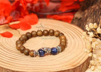 Vòng tay trầm hương Kim Thiềm Đài Các