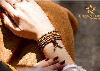 Đeo trầm hương bị dị ứng