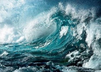 Nằm mơ thấy sóng thần là điềm báo gì?