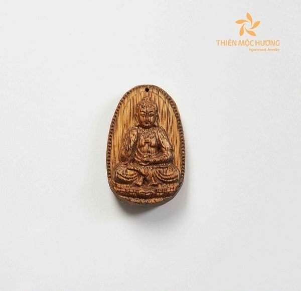 Mặt dây chuyền trầm hương Phật A Di Đà
